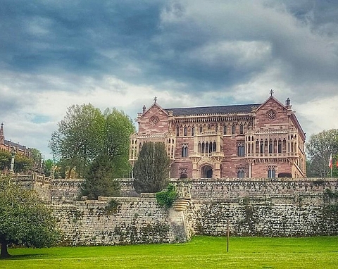 Alojamientos en Comillas
